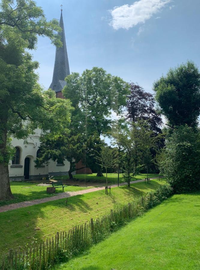 Pastorie Tijdverblijf Zuidhorn Exteriér fotografie